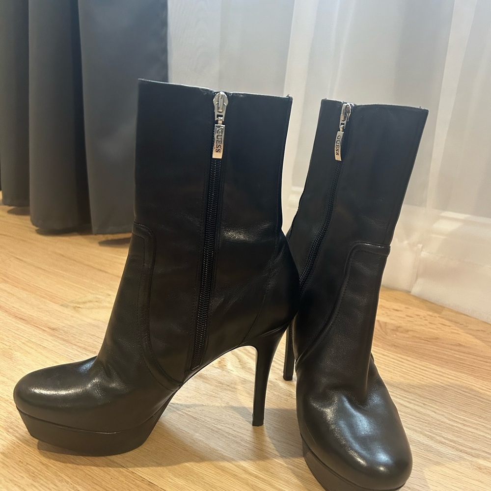 Guess genuine leather ankle platform boots, size 7.5, black, almond toe.